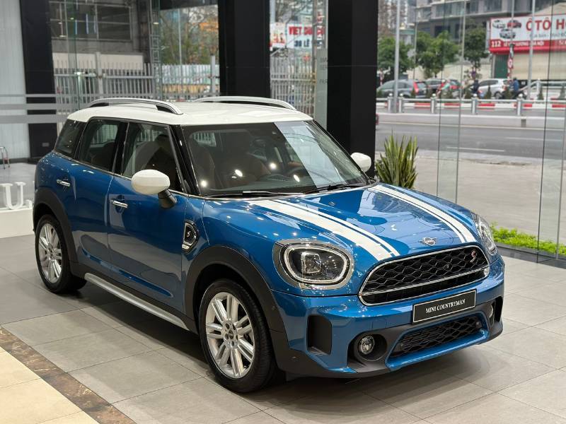 Mini Cooper Thế Hệ Mới Ra Mắt Tại Việt Nam: Thiết Kế Tối Giản, Công Nghệ Hiện Đại