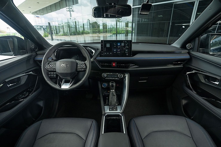 Doanh số bán ô tô tháng 7/2025: Toyota Yaris Cross vượt Mitsubishi Xforce