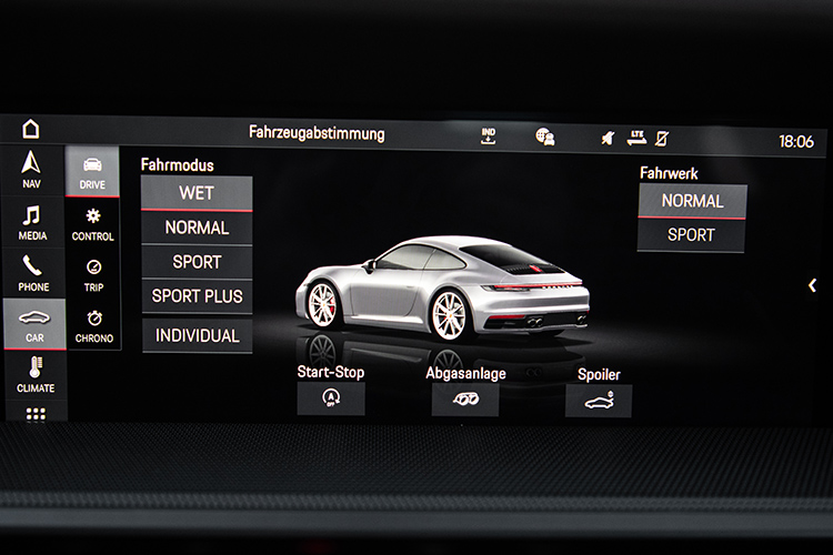 Porsche 911 Chốt Giá 8,87 Tỉ Đồng, Có Bản Hybrid Mạnh Như Siêu Xe