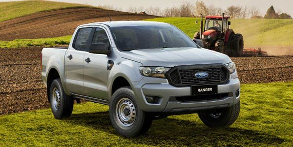 Toyota Hilux Tăng Trưởng Mạnh Hơn Ford Ranger Trong Nửa Đầu Năm 2025