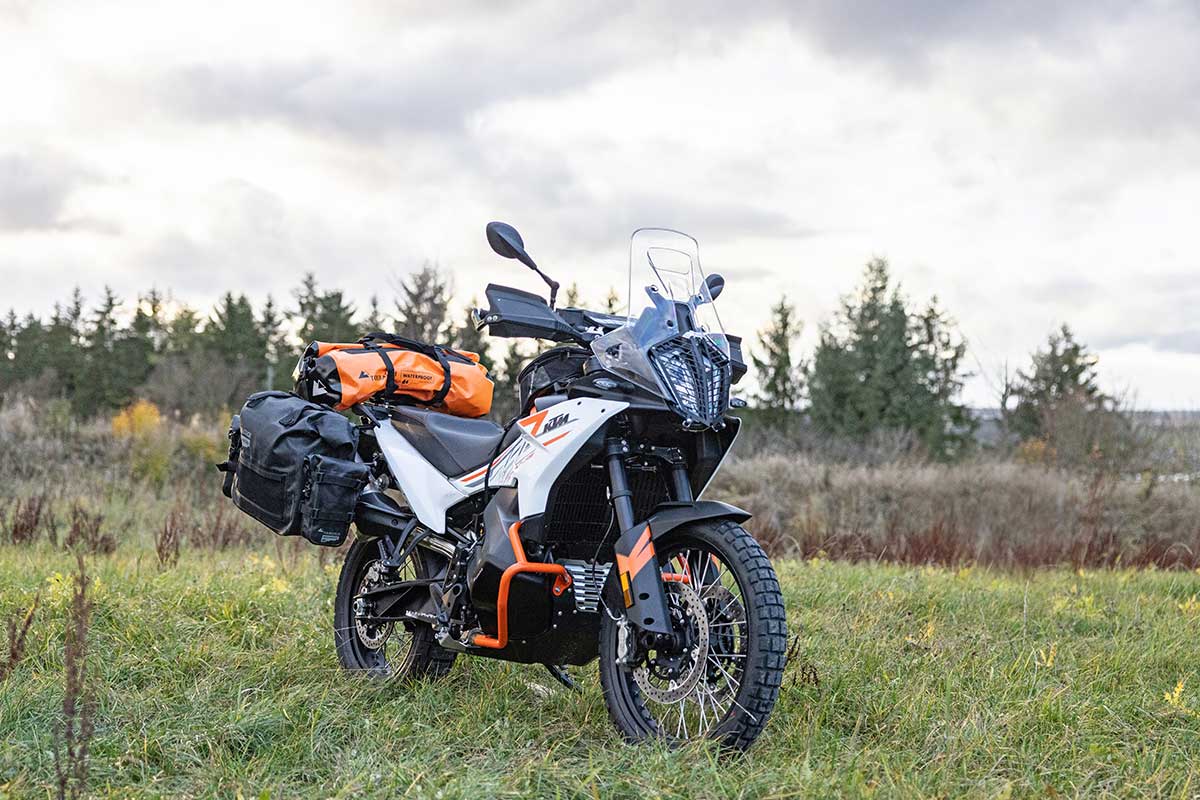 Thị Trường Môtô Việt Nam: Khó Khăn Nơi Showroom KTM và Husqvarna Đóng Cửa