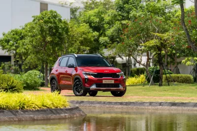 Doanh số VinFast Đạt 44.691 Xe Trong 4 Tháng Đầu Năm 2025, Gần Bằng Tổng Doanh Số Của Toyota, Hyundai và Ford