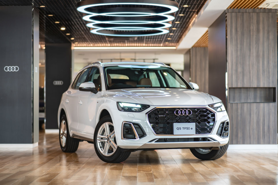 Audi Q5: Giữ Vững Chất Riêng Trong Thị Trường Xe Sang