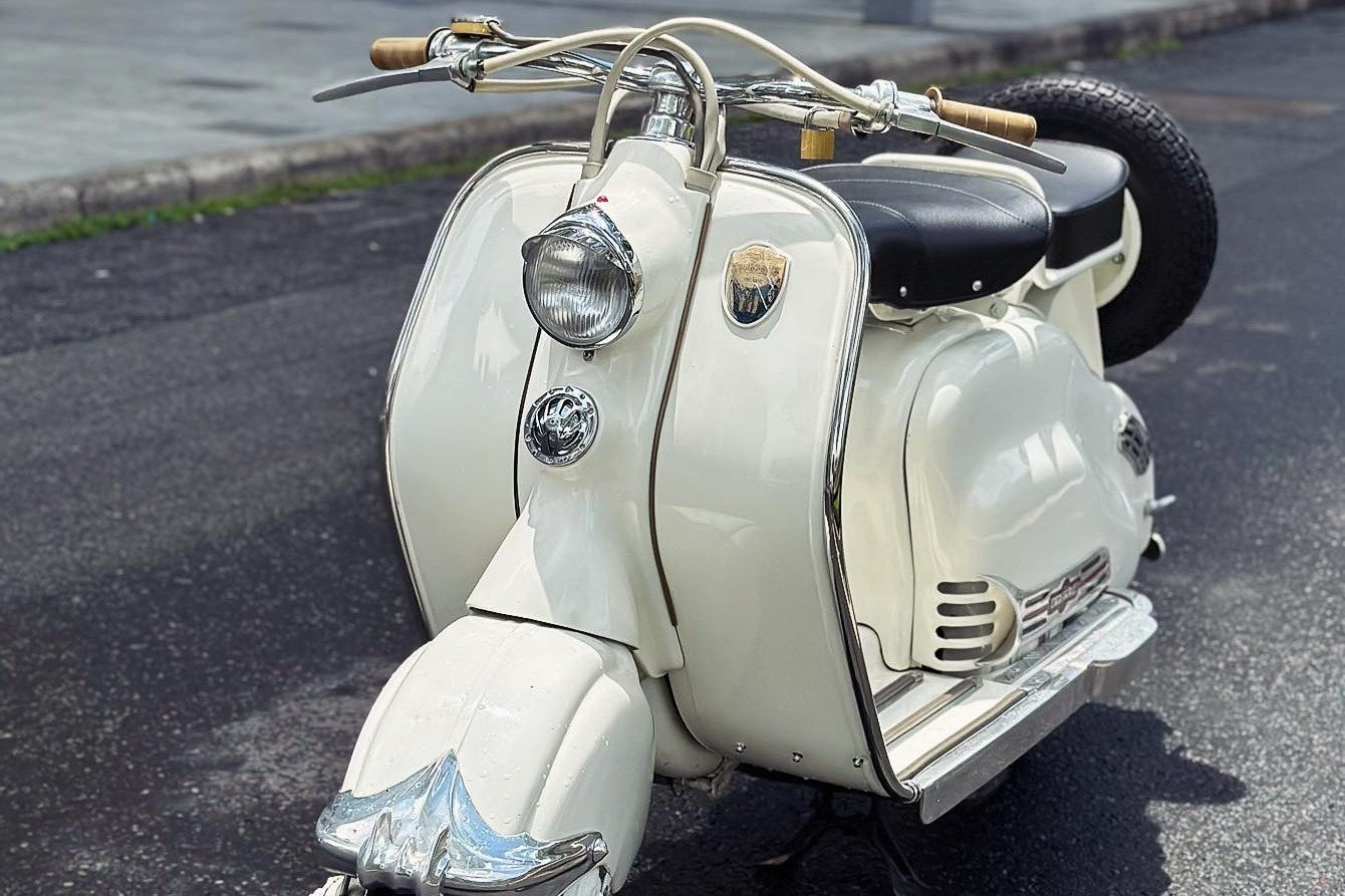 Lambretta X300 chính thức về Việt Nam, cạnh tranh với Vespa và Honda SH