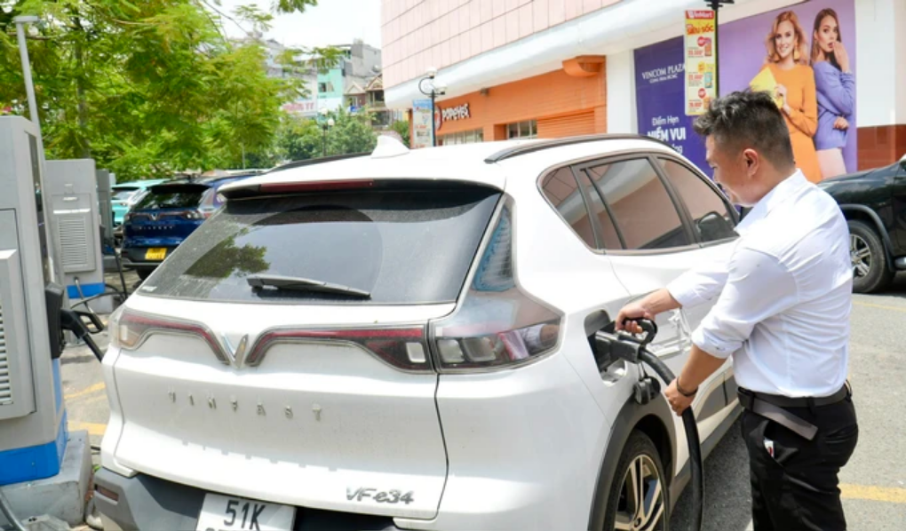 Bộ Thương mại Trung Quốc Thắt Chặt Quản Lý Xuất Khẩu Ô Tô Đã Qua Sử Dụng