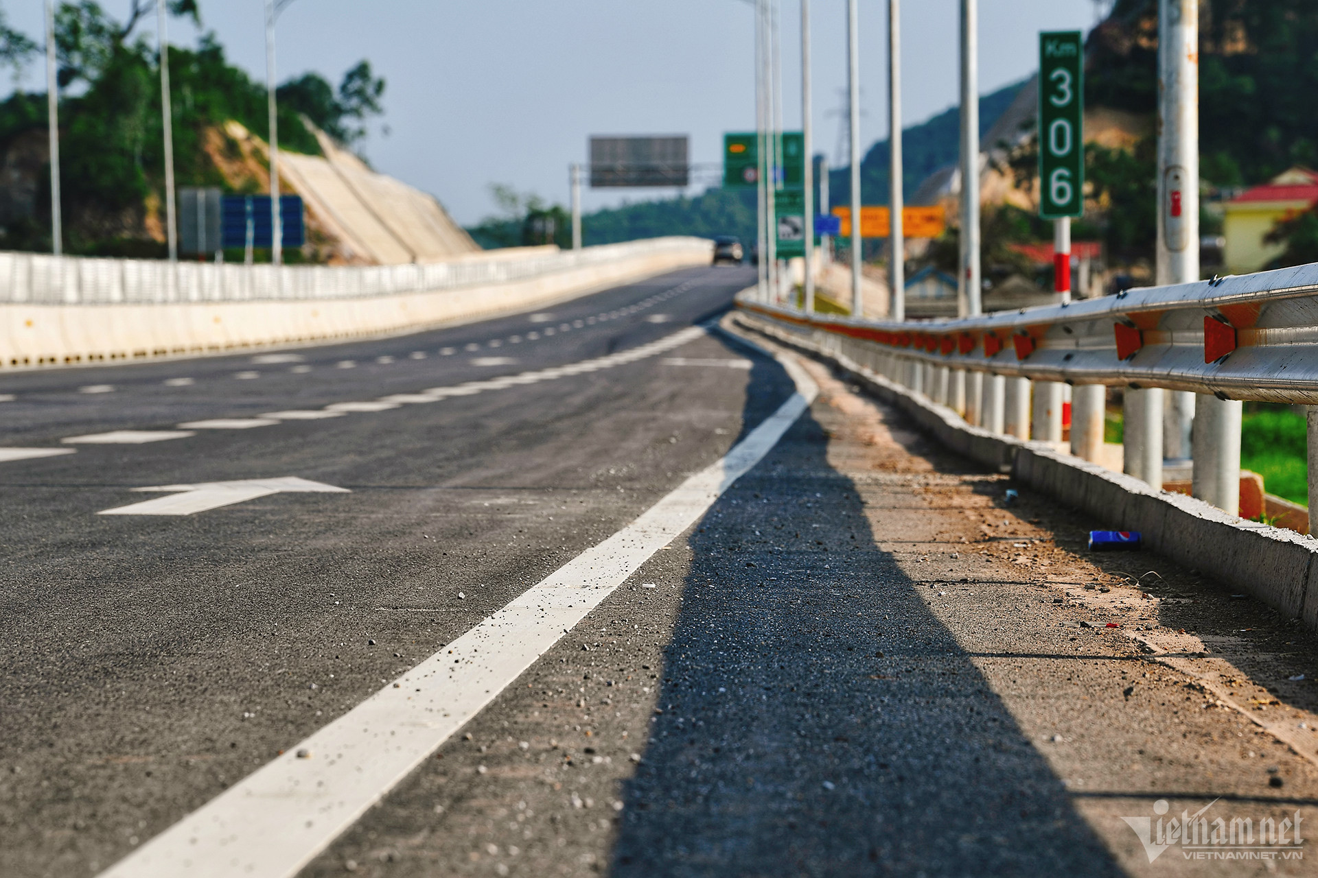 Nhật Bản, Hàn Quốc và Singapore: Những Chiến Lược Sơn Ký Hiệu Tốc Độ Trên Đường Điển Hình