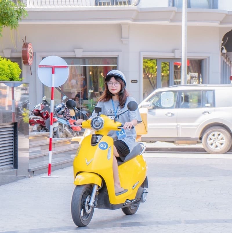 VinFast Ra Mắt Xe Máy Điện Mới: Evo Grand Nhắm Đến Phân Khúc Giá Rẻ