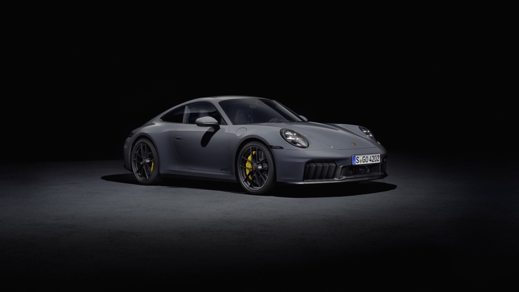 Sự Cạnh Tranh Khốc Liệt Giữa Các Hãng Xe Nội Địa Và Quốc Tế Tại Trung Quốc: Porsche Gặp Khó Khăn
