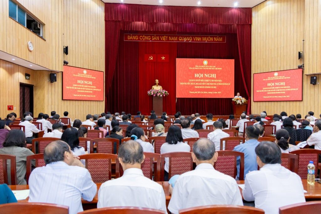 Hơn 1000 cán bộ Tòa án nhân dân TPHCM tập huấn chuyên đề về ứng dụng AI trong công tác Tòa án