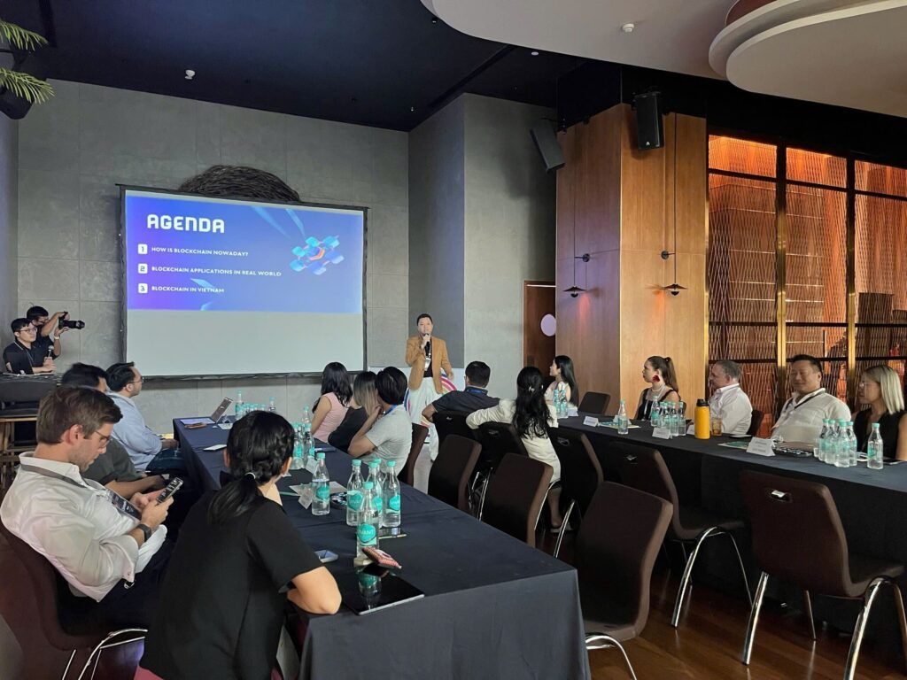 Tổ chức doanh nhân toàn cầu cập nhật xu hướng blockchain tại Việt Nam