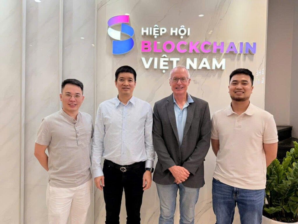 VBA và ONUS trao đổi kinh nghiệm quốc tế về vận hành sàn giao dịch tài sản mã hoá