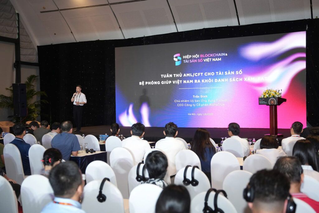 Giải pháp tuân thủ phòng chống rửa tiền và tài trợ khủng bố: Chìa khóa giúp Việt Nam thoát “danh sách xám” FATF