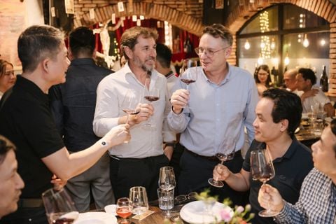 KHÁM PHÁ KHÔNG GIAN NGHỆ THUẬT TẠI JOY+