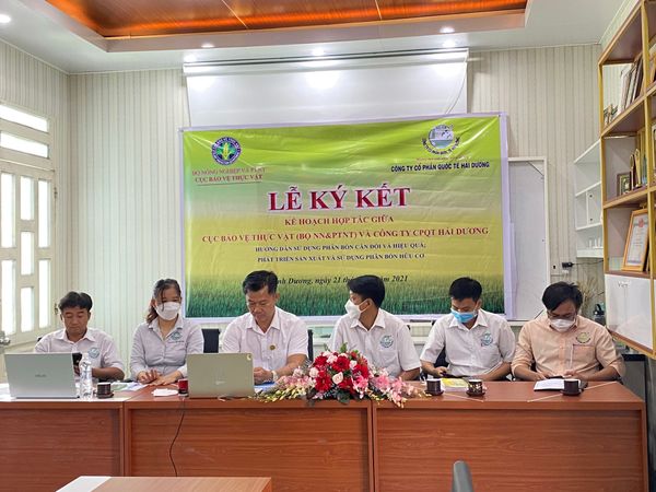 Lễ ký kết kế hoạch hợp tác giữa Cục bảo vệ thực vật (Bộ NN & PTNT) và Công ty CPQT Hải Dương