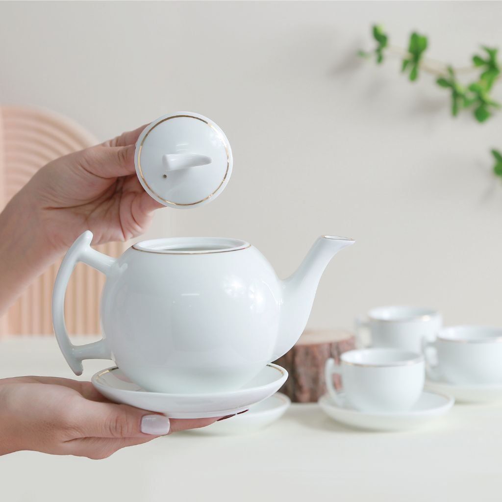 Bộ trà kẻ chỉ vàng in logo quà tặng gốm sứ Bát Tràng