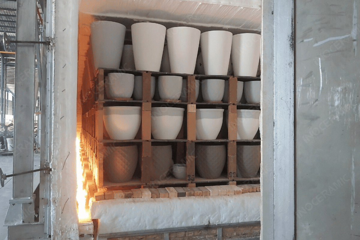 Nung gốm sứ oxy hoá nhiệt độ cao bằng lò nung điện trở