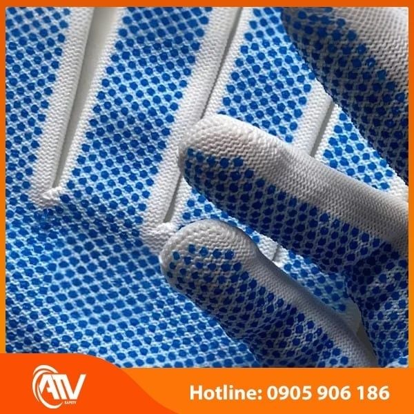 Găng Tay Len Phủ Hạt Nhựa Xanh