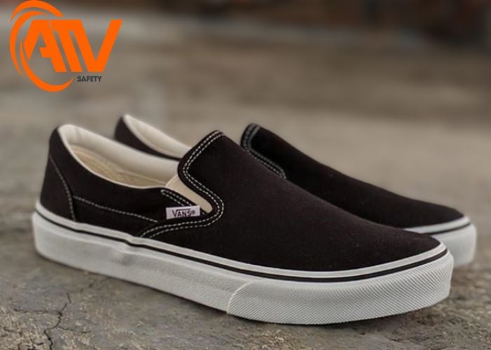 Tim-hieu-ve-san-pham-giay-slip-on-vai