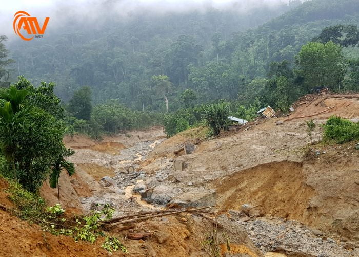 Đất đai bị tàn phá nghiêm trọng