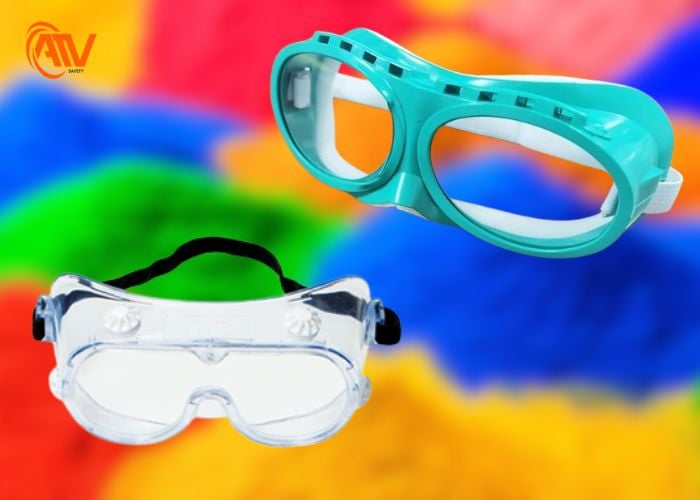 Kính bảo hộ được sử dụng trong sơn tĩnh điện