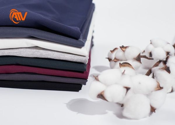 Vải cotton sợi bông khá cứng và giá thành cao