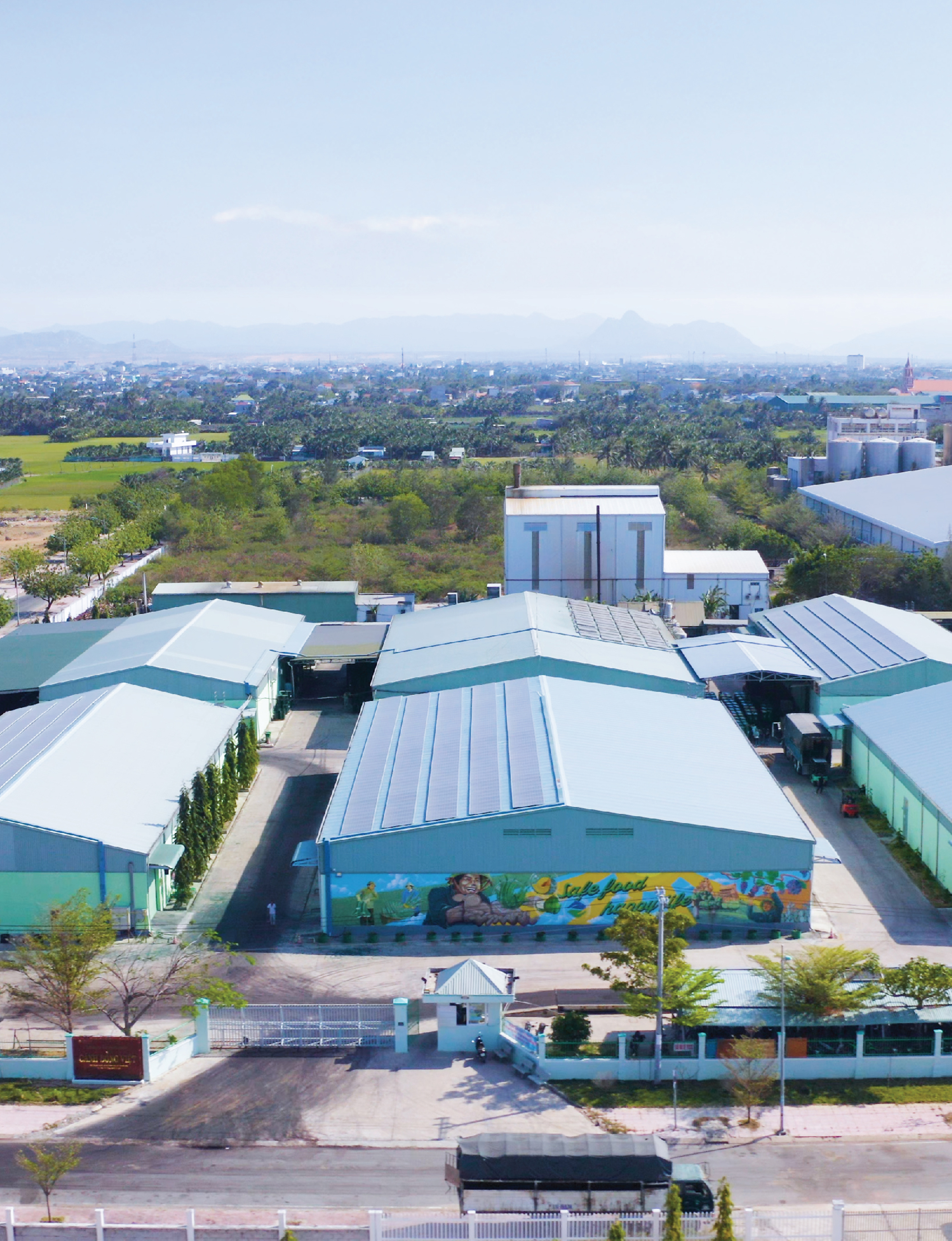 Thành lập Công ty <br> Cổ phần Thực phẩm <br> Cánh Đồng Việt <br> (VIETFARM)