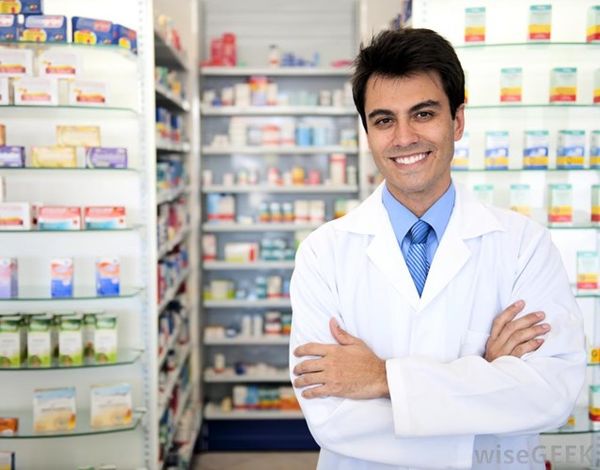 Học dược là học những gì? Học dược ra làm gì?