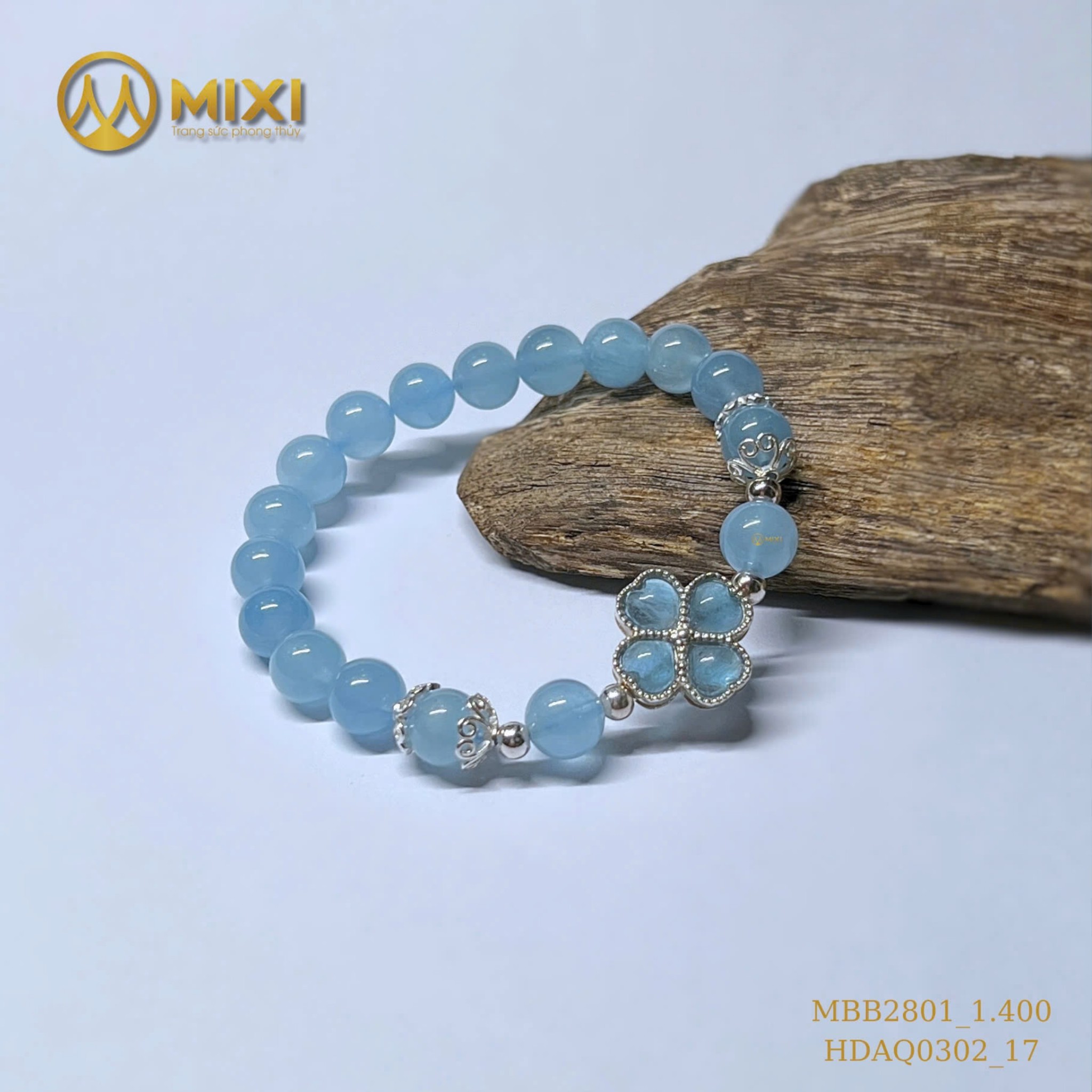VÒNG TAY MIX MẶT DÂY CỎ 4 LÁ AQUAMARINE BỌC BẠC – LAN TỎA MAY MẮN, DỊU MÁT TÂM HỒN