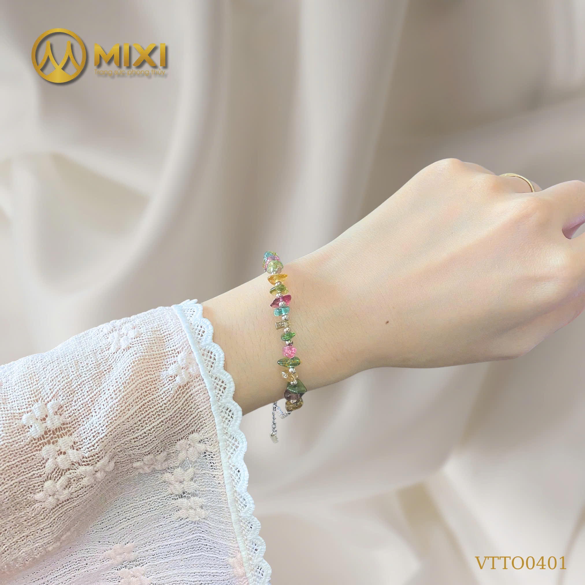 Vòng Tay Tourmaline Bạc Dẹt – Sắc Màu Cá Tính, Đổi Mới Đầy Phong Cách