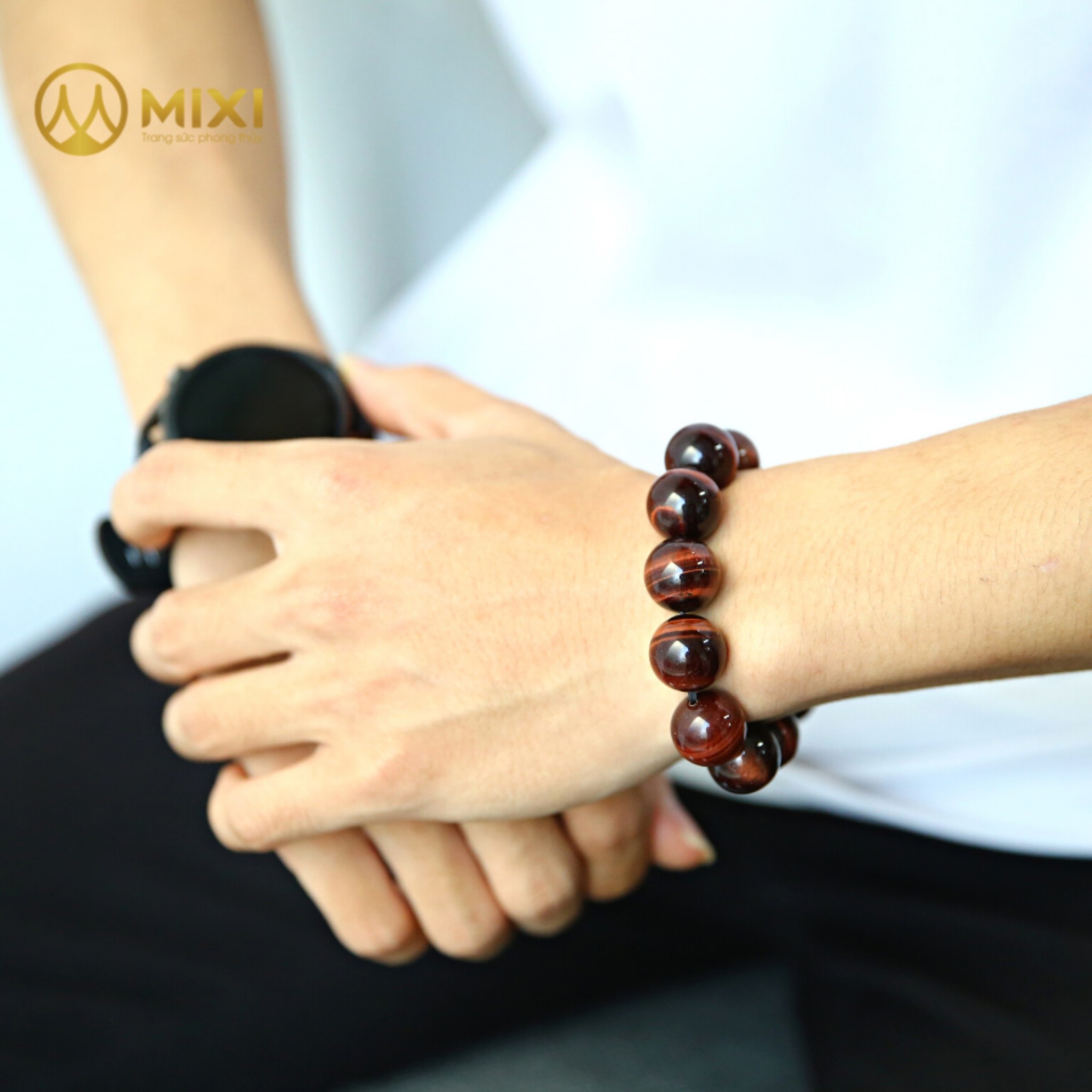 VÒNG TAY ĐÁ MẮT HỔ – MÓN QUÀ TẶNG CHA MÙA VU LAN BÁO HIẾU