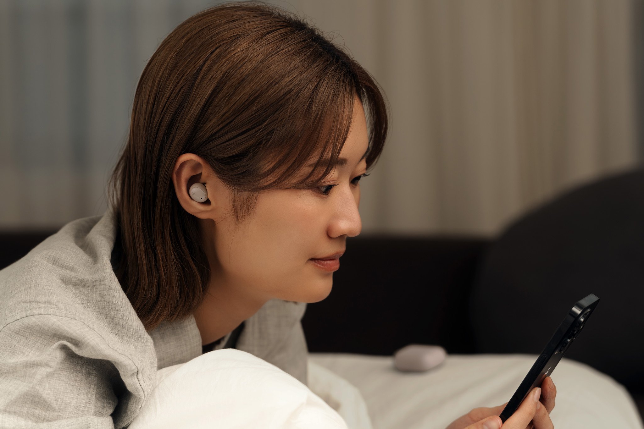 Final Audio Nhật Bản ra mắt ZE500 - tai nghe true wireless rất nhỏ.