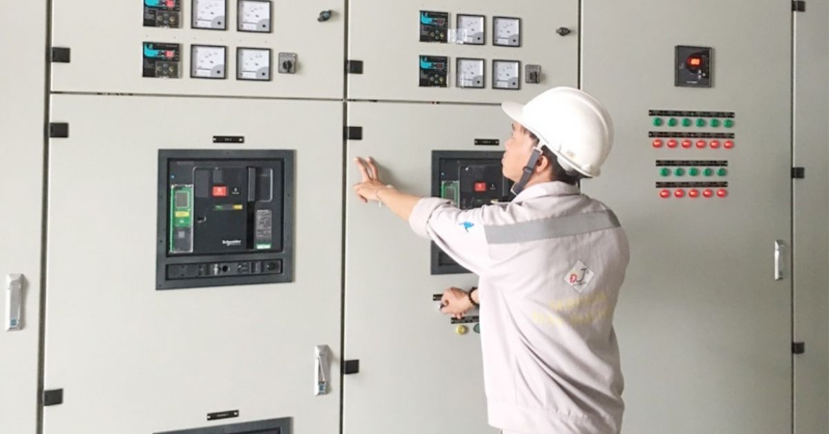 thietbidienvinhquang.com - Quy trình vận hành máy phát điện 3 pha đơn giản