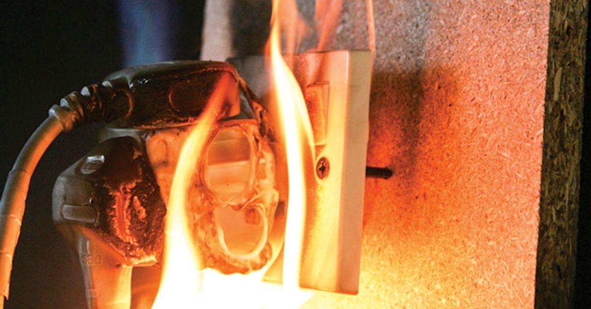 thietbidienvinhquang.com - Cách xử lý sự cố chập điện