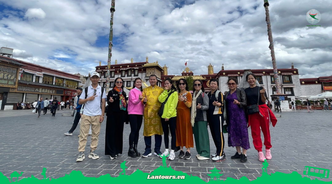 Ảnh đoàn Tây Tạng 375