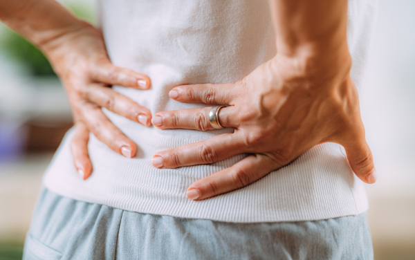 Yoga là bộ môn cải thiện tinh trạng đau cơ, mỏi lưng vô cùng hữu hiệu