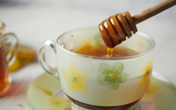 Dùng đông trùng hạ thảo ngâm mật ong vào trước buổi ăn sáng là thời điểm lý tưởng