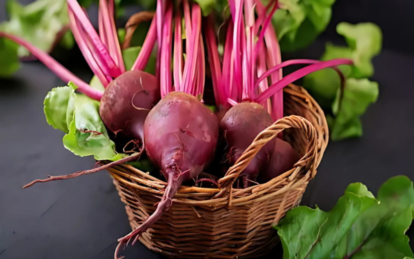 Củ dền là nguyên liệu giảm nóng gan mà rất ít người biết đến