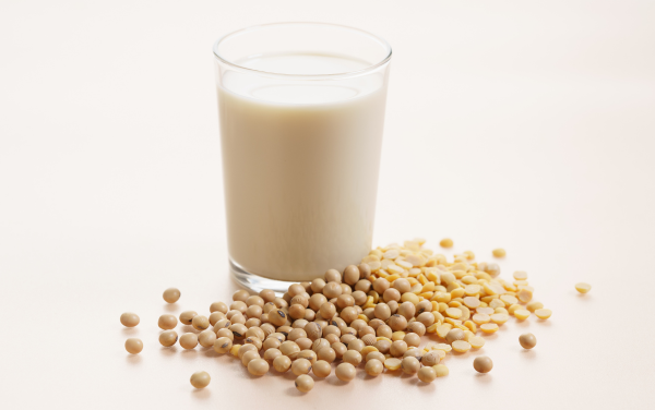 Sữa đậu nành là giải pháp thay thế khi trẻ bị dị ứng đạm bò