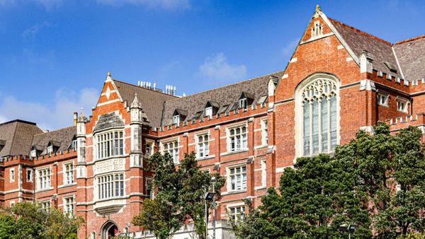 Victoria University of Wellington (VUW)