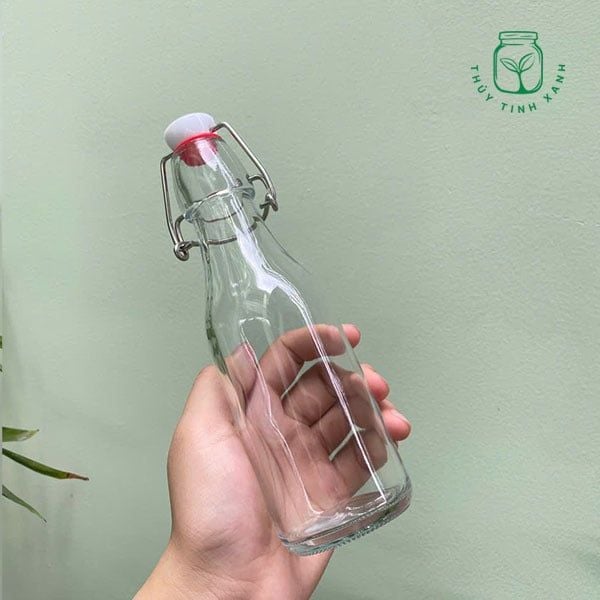 Chai thủy tinh nắp gài tròn 250ml