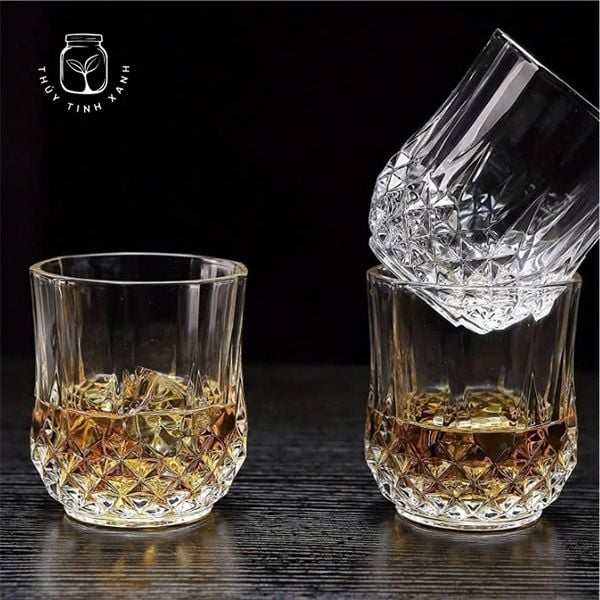 Ly Crown Diamond Tumbler