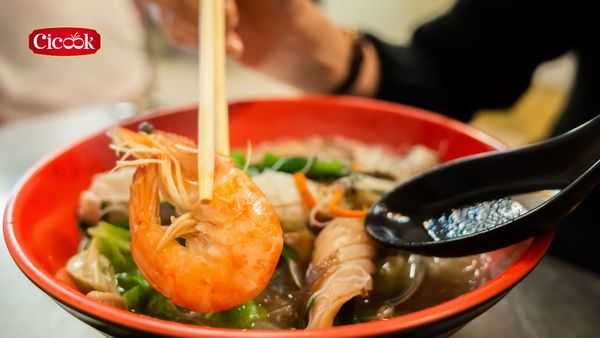 039 - BÚN HẢI SẢN CHUA CAY