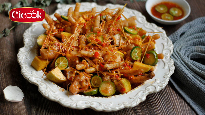 Hướng dẫn cách làm chân gà xốt chua cay cực kỳ bắt miệng