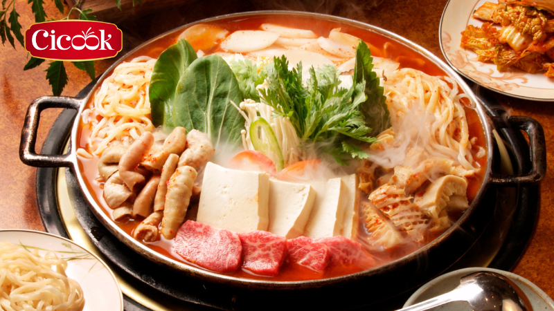 Hướng dẫn cách nấu lẩu chua cay Cicook tiện lợi tại nhà