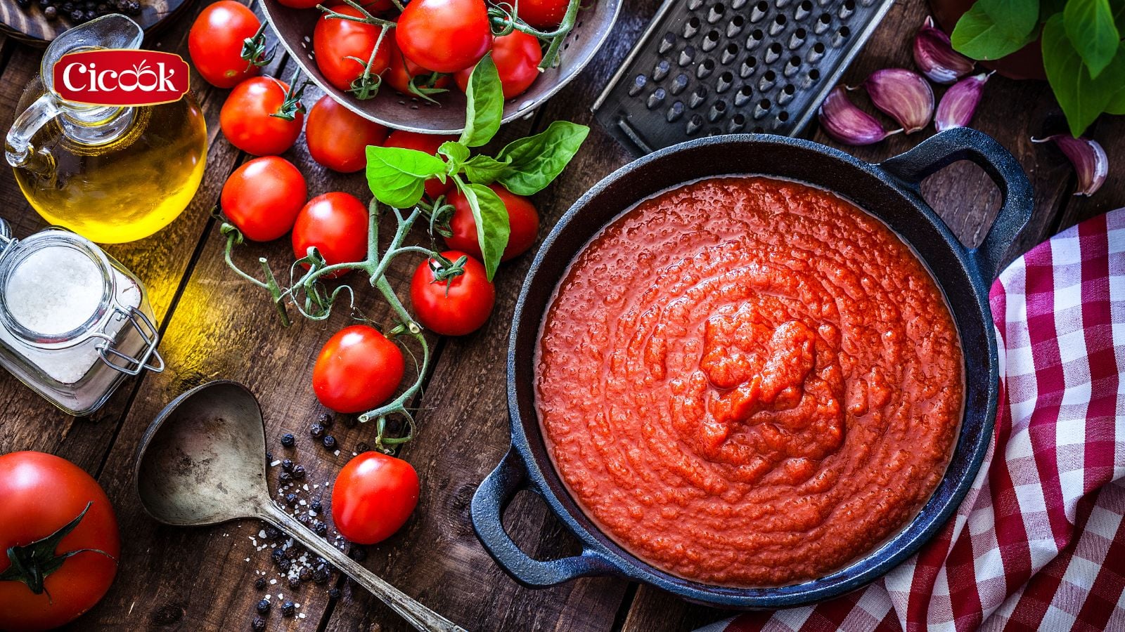 Bí quyết làm tương cà chua tại nhà đơn giản và an toàn