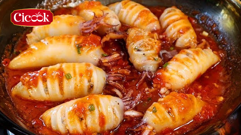 Mực nhồi thịt hấp xốt chua cay – món ngon khó cưỡng