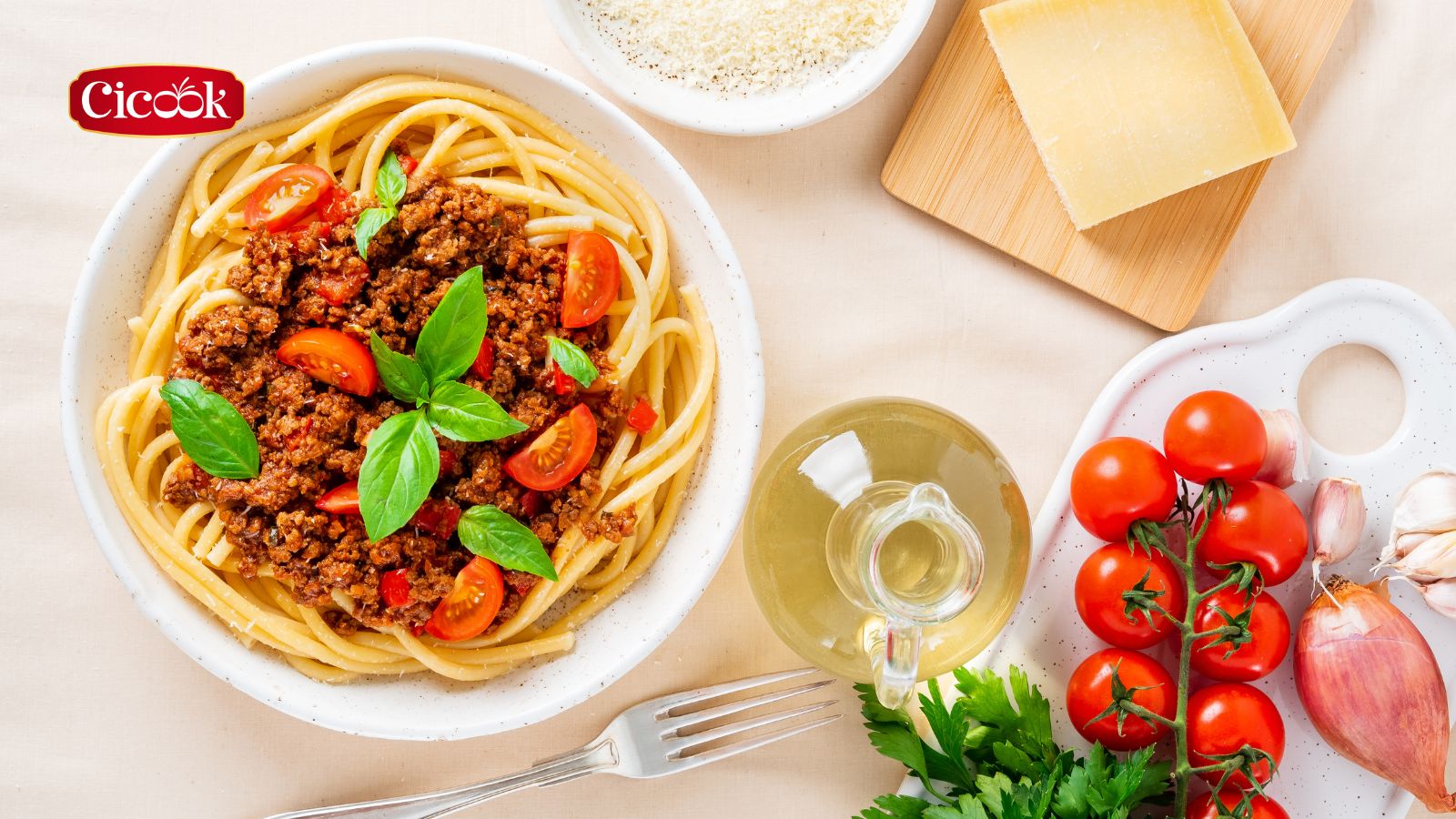 031 - MÌ Ý BÒ BẰM XỐT CHUA CAY