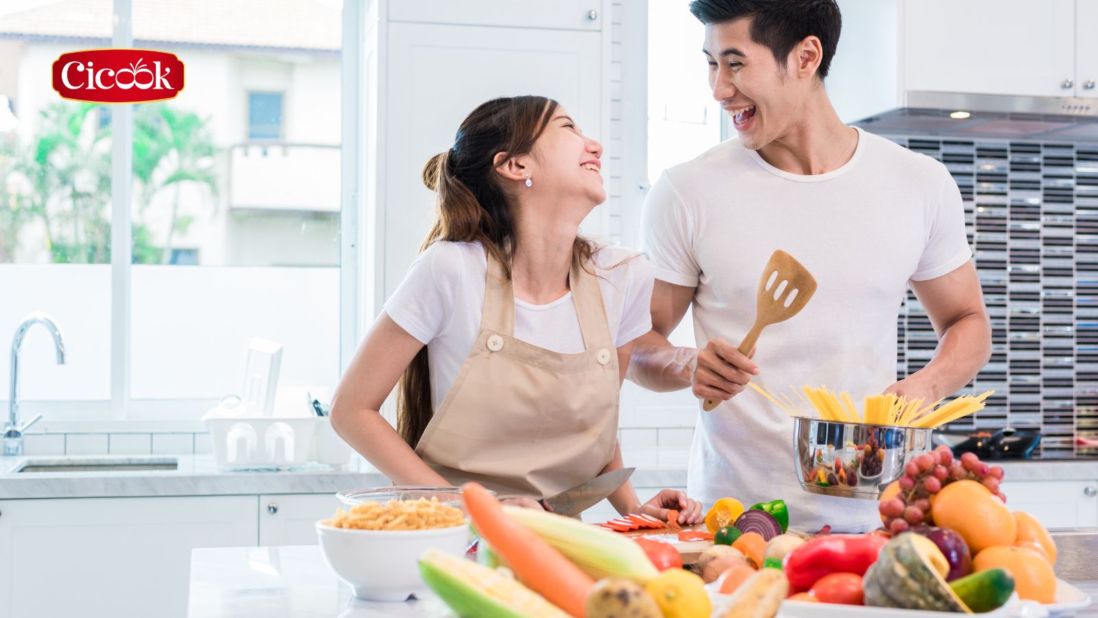 Cách nấu ăn cho người thân yêu ngày 8/3: Gửi trọn yêu thương vào từng món ăn