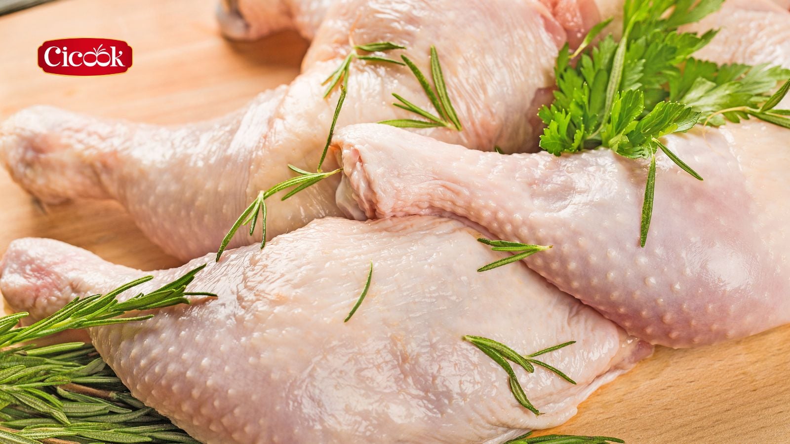 Thịt gà kỵ gì? Giải mã chi tiết từ A-Z những thực phẩm 