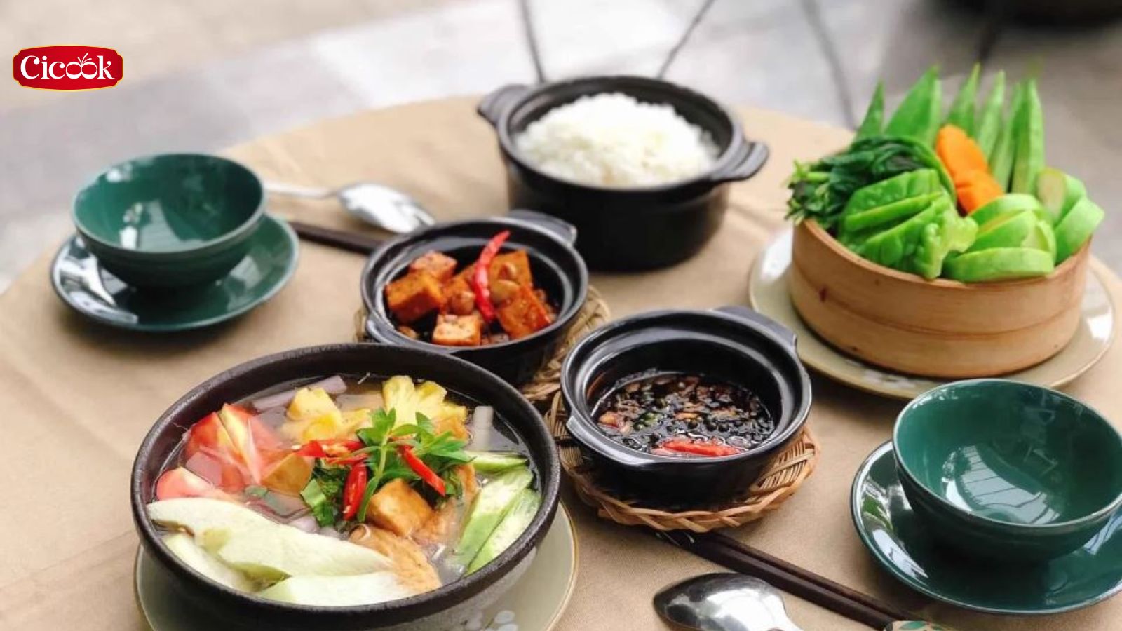 So sánh ăn chay và ăn Keto